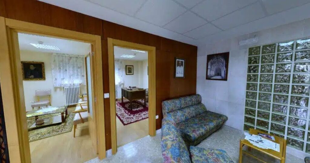 Albergue de las Hermanas Filipenses Camino de Santiago Frances 8 1024x538
