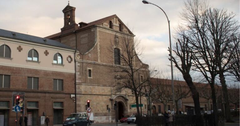 Iglesia de San Francisco Leon Camino de Santiago Frances 768x403