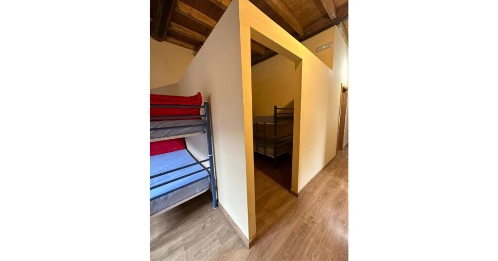 Albergue Compostela Molinaseca Camino de Santiago Frances 9 1024x538