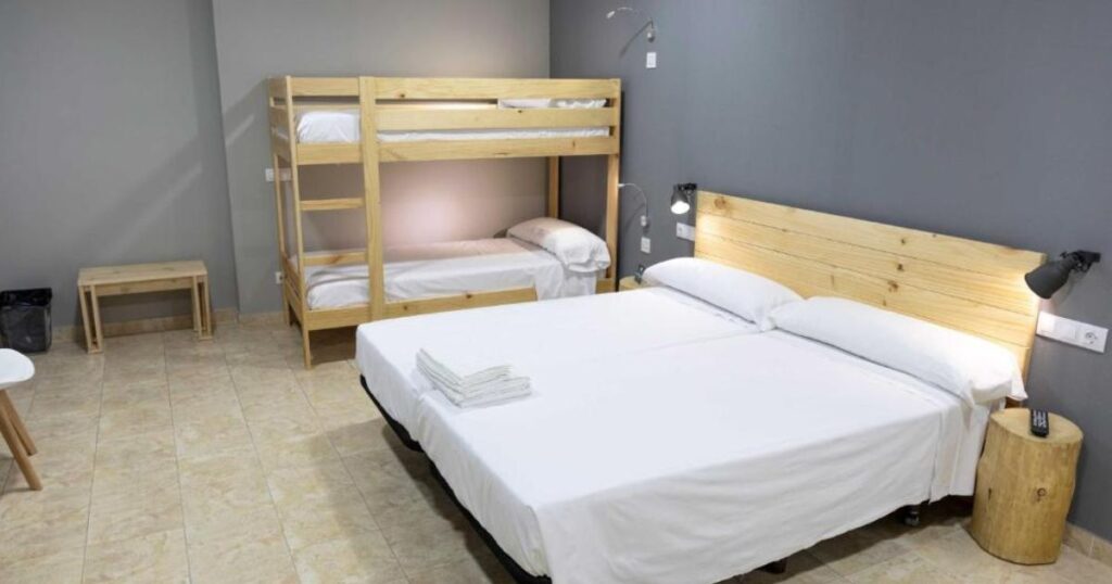 Albergue Alda Estella Hostel Camino de Santiago Frances 13 1024x538