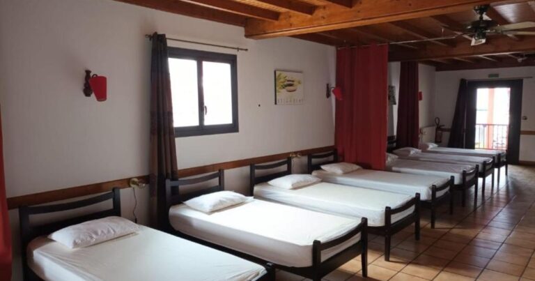 Albergue Gite Zuharpeta Saint Jean Pied de Port Camino de Santiago Frances 2 768x403