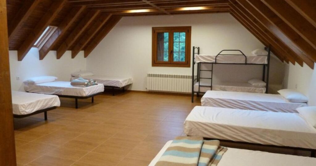Albergue Hostal Rural Haizea Espinal Camino de Santiago Frances 11 1024x538