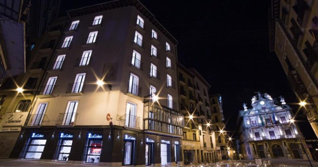 Hotel Pompaelo Urban SPA Pamplona Camino de Santiago Frances 1024x538