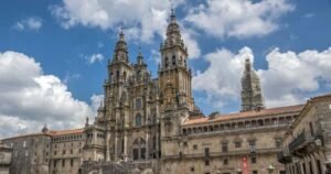 Catedral de Santiago Camino de Santiago Frances 1 300x158