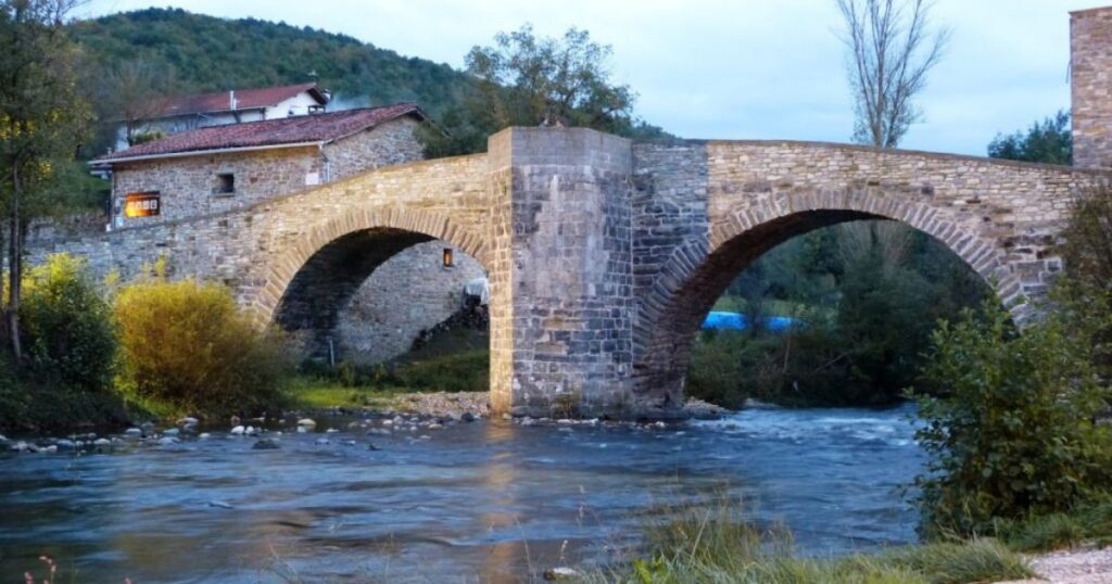 Puente de la Rabia Camino de Santiago Frances 1024x538