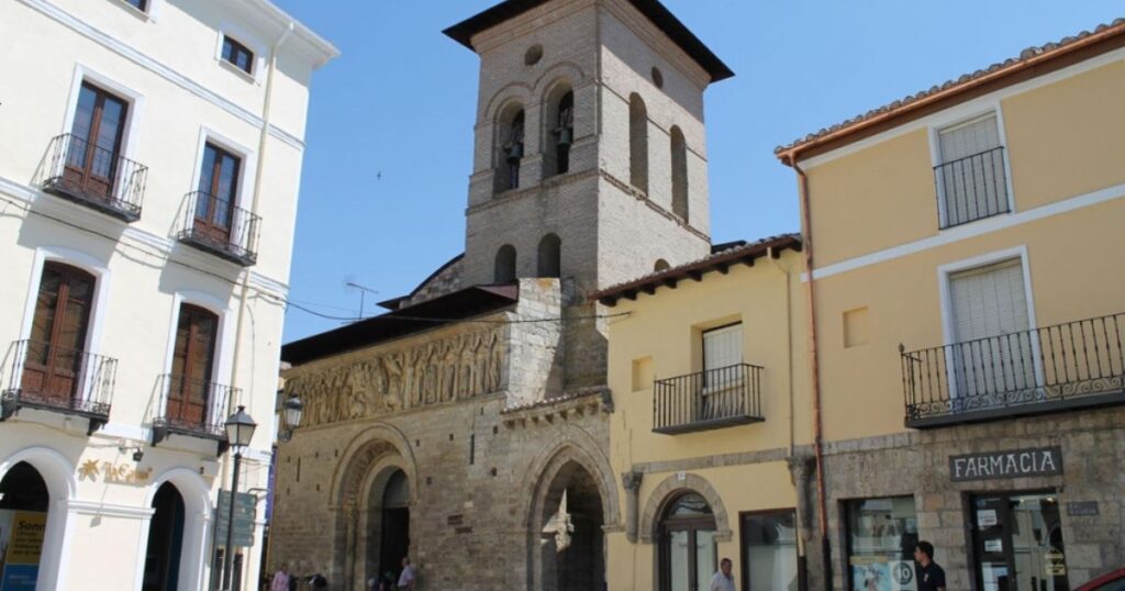 Iglesia de Santiago Carrion de los Condes Camino de Santiago Frances
