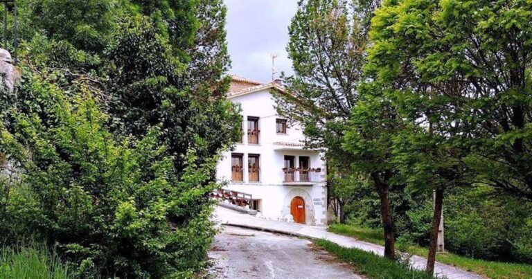 Albergue Parroquial de Zabaldika Camino de Santiago Frances 2 768x403
