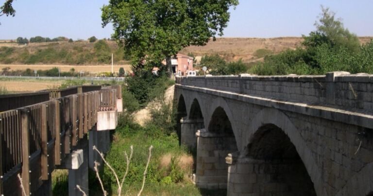 Puente El Canto Camino de Santiago Frances 2 768x403