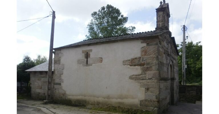 Iglesia de Santa Maria de Castromaior Camino de Santiago Frances 2 768x403