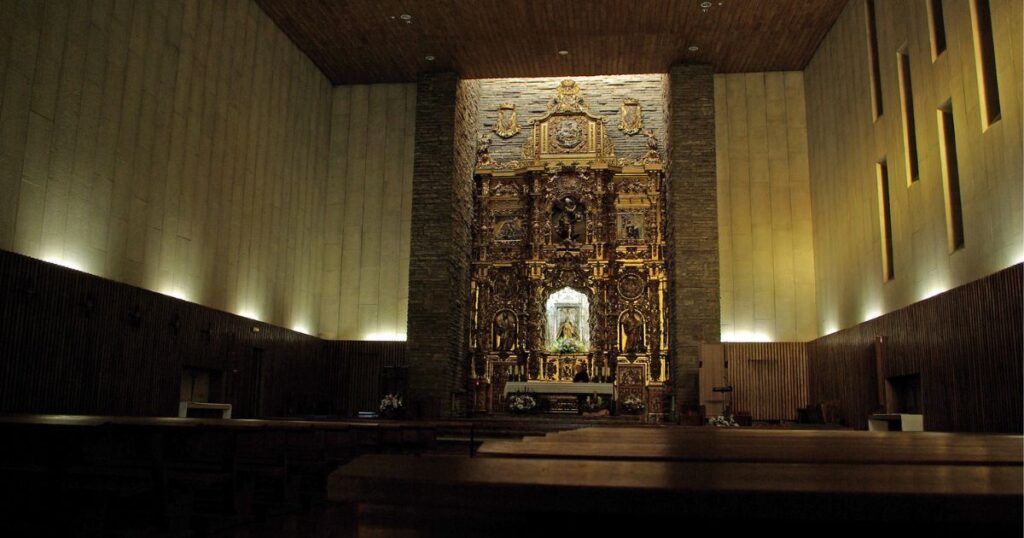 Basilica de la Virgen del Camino Camino de Santiago Frances 4 1024x538