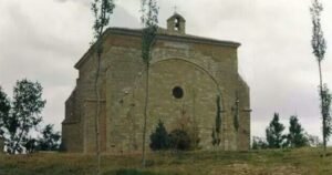 Ermita de Nuestra Senora del Otero Camino de Santiago Frances 2 300x158