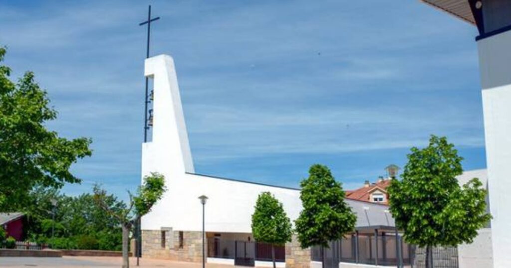 Ermita del Humilladero Camino de Santiago Frances 1024x538