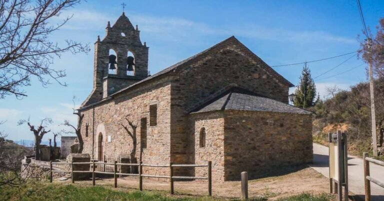 Iglesia de Santa Maria Magdalena Riego de Ambros Camino de Santiago Frances 768x403