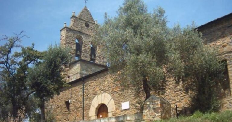 Iglesia de Santa Maria Magdalena Riego de Ambros Camino de Santiago Frances 4 768x403