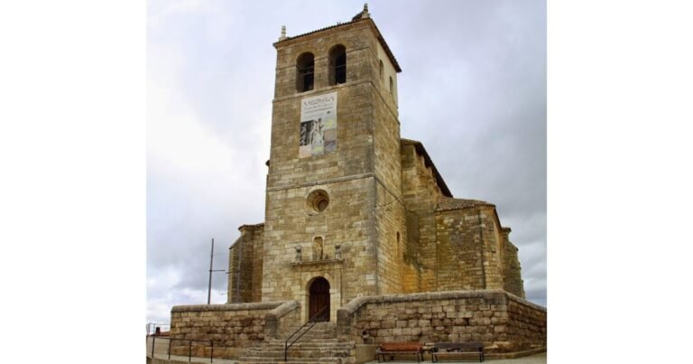 Iglesia de Santa Maria del Castillo Camino de Santiago Frances 3 768x403