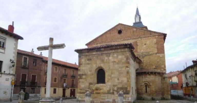 Iglesia de Santa Maria del Mercado Camino de Santiago Frances 768x403