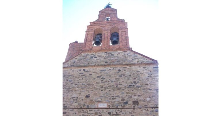 Iglesia de la Santisima Trinidad Santibanez de Valdeiglesias Camino de Santiago Frances 2 768x403