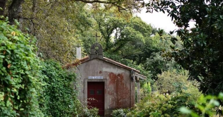 Capilla de San Lazaro das Barrosas Camino de Santiago Frances 768x403