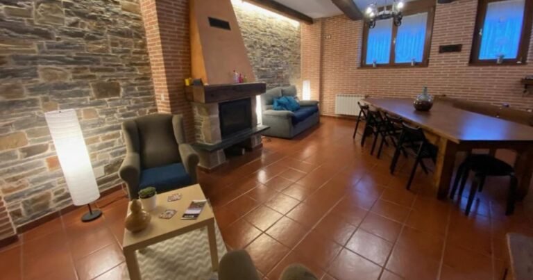 Hostal El Horno Camino de Santiago Frances 16 768x403