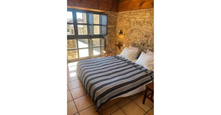 Hostal The Pilgrim Stone Camino de Santiago Frances 5 768x403