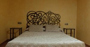 Hotel Albergue La Casa Del Peregrino Camino de Santiago Frances 8 300x158