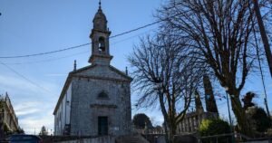 Iglesia de San Paio de Sabugueira Camino de Santiago Frances 5 300x158