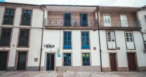 Albergue Santiago KM0 Camino de Santiago Frances 300x158