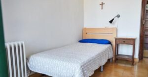 Albergue Seminario Menor Santiago de Compostela Camino de Santiago Frances 12 300x158