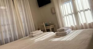 Hostal Restaurante Mendez Camino de Santiago Frances 6 300x158