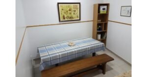 Albergue Albas Logrono Camino de Santiago Frances 11 300x158