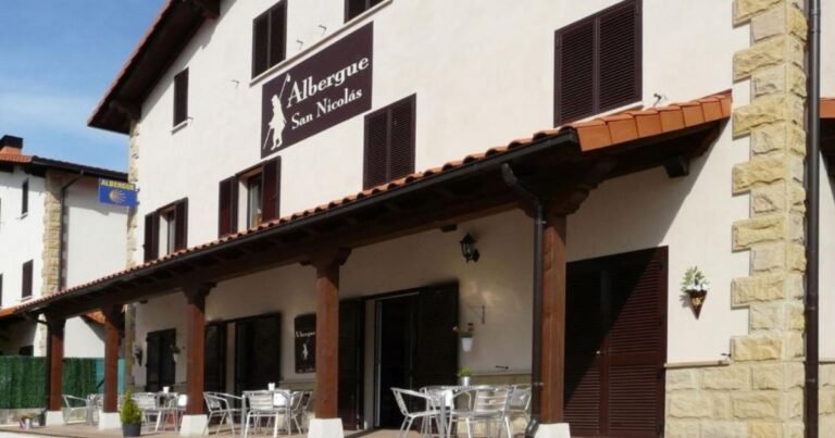 Albergue San Nicolas Larrasoana Camino de Santiago Frances 768x403