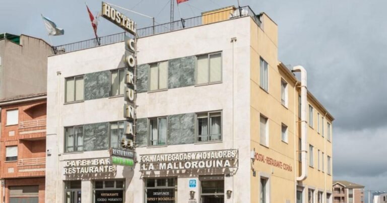 Hostal Coruna Astorga Camino de Santiago Frances 768x403