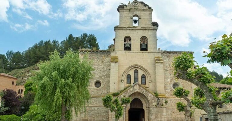 Iglesia de Santa Maria Belorado Camino de Santiago Frances 768x403