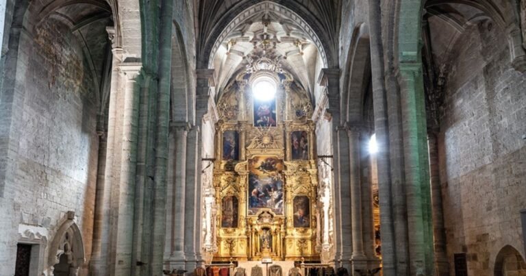 Iglesia de Nuestra Senora del Manzano Castrojeriz Camino de Santiago Frances 6 768x403