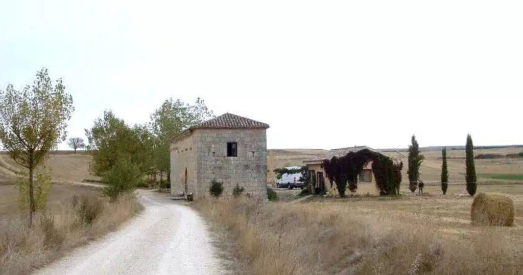 Albergue San Nicolas Itero del Castillo Camino de Santiago Frances 1024x538