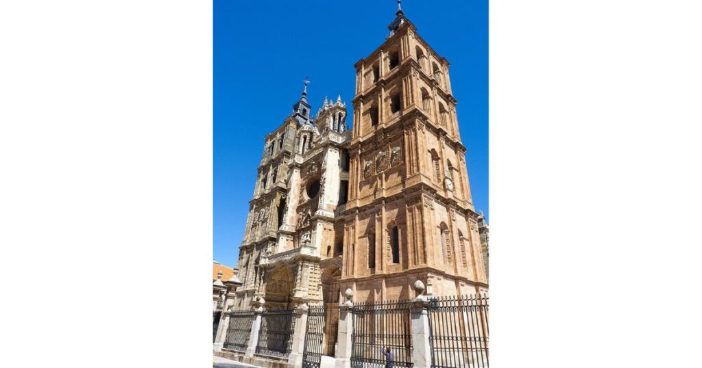 Catedral de Astorga Camino de Santiago Frances 3 1024x538