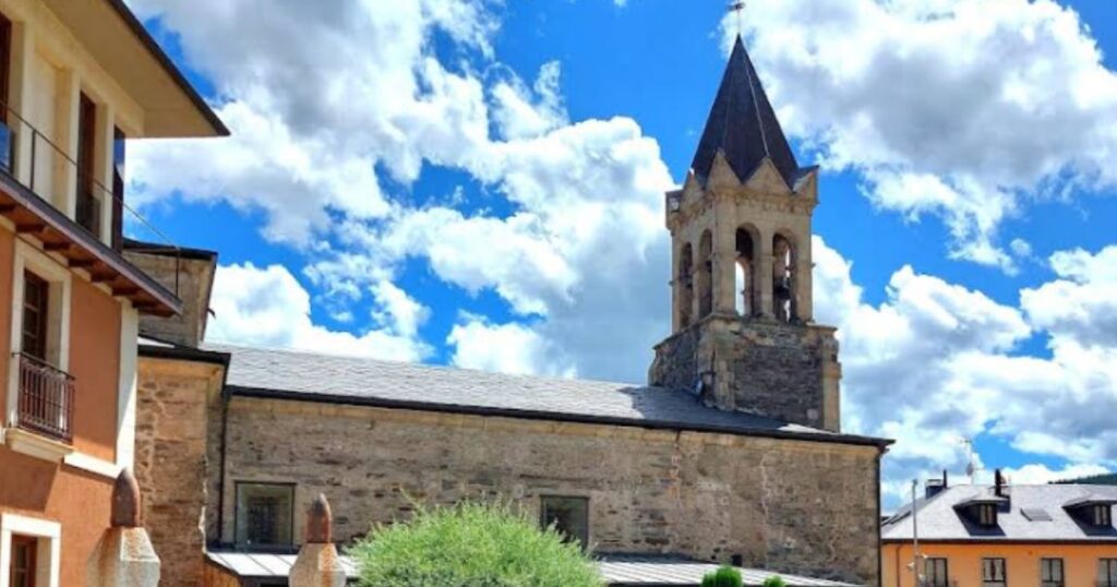 Iglesia de San Andres Ponferrada Camino de Santiago Frances 3 1024x538