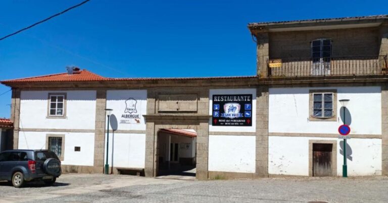 Albergue A Fabrica Lavacolla Camino de Santiago Frances 768x403