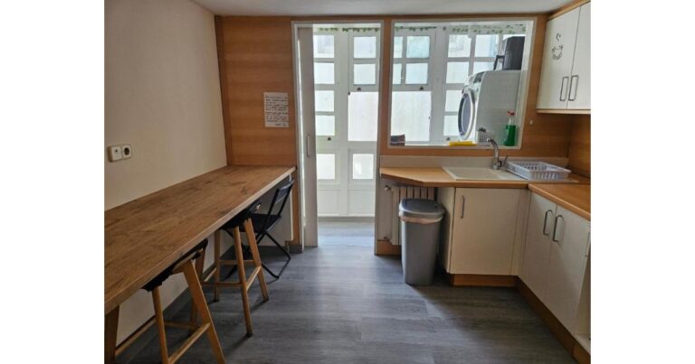 Albergue Azabache Santiago de Compostela Camino de Santiago Frances 11 768x403