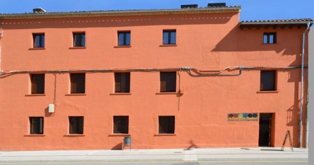 Albergue Gares Puente la Reina Camino de Santiago Frances 1024x538