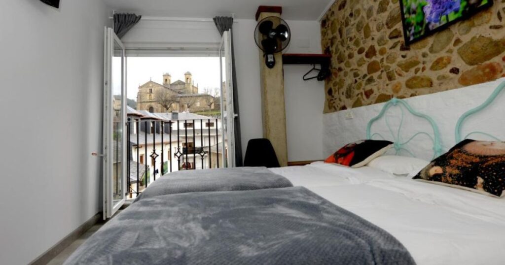 Hostel El Campano Camino de Santiago Frances 3 1024x538