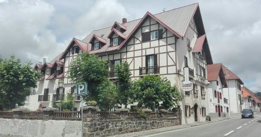Hotel Rural Loizu Burguete Camino de Santiago Frances 1024x538