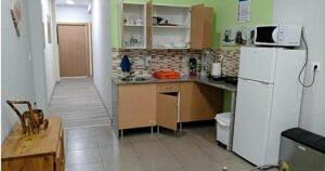 albergue barullo sarria 02 300x158