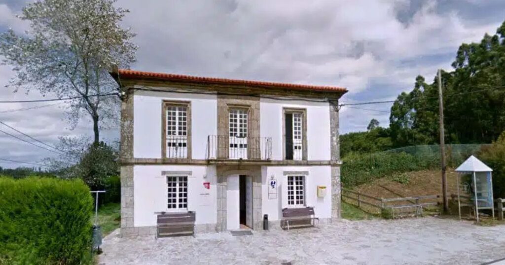 Albergue de la Xunta de Galicia en Santa Irene Camino de Santiago Frances 1024x538