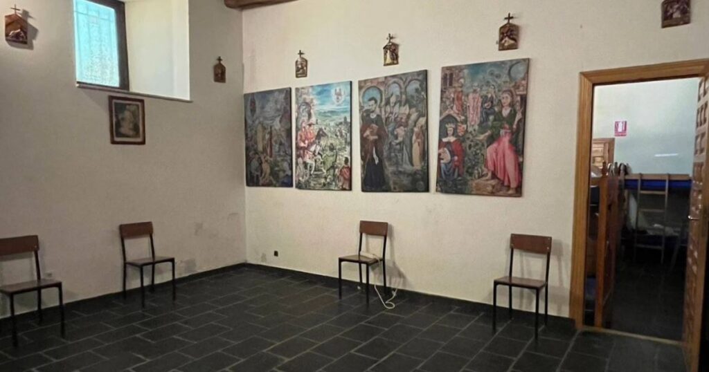 Albergue Parroquial Domus Dei Foncebadon Camino de Santiago Frances 5 1024x538