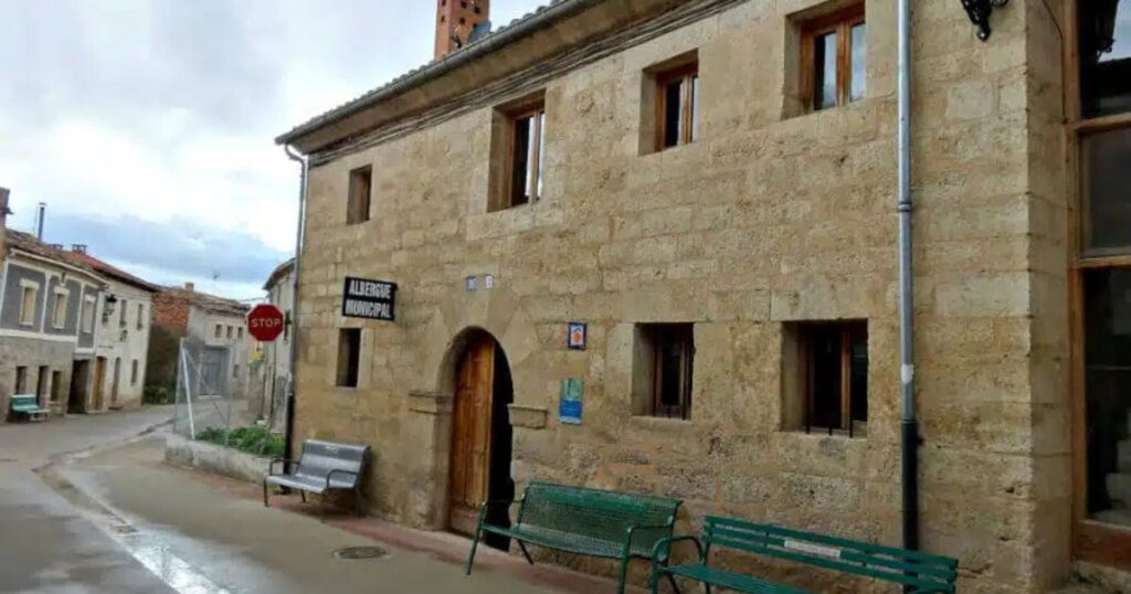 Albergue San Juan Hontanas Camino de Santiago Frances 1024x538