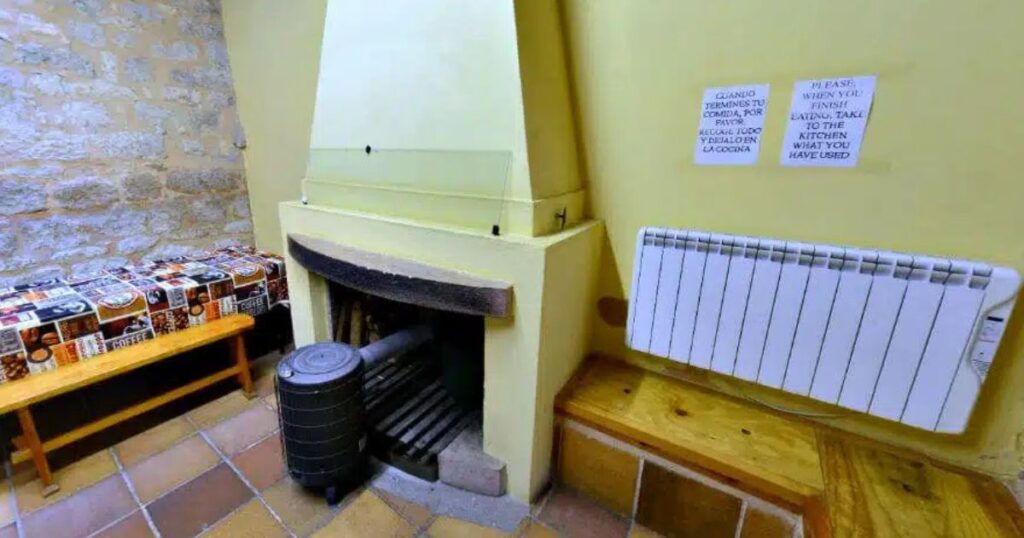 Albergue San Juan Hontanas Camino de Santiago Frances 6 1024x538