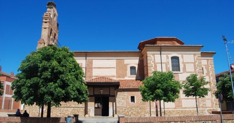 Iglesia de San Juan Bautista Trobajo del Camino Camino de Santiago Frances 768x403