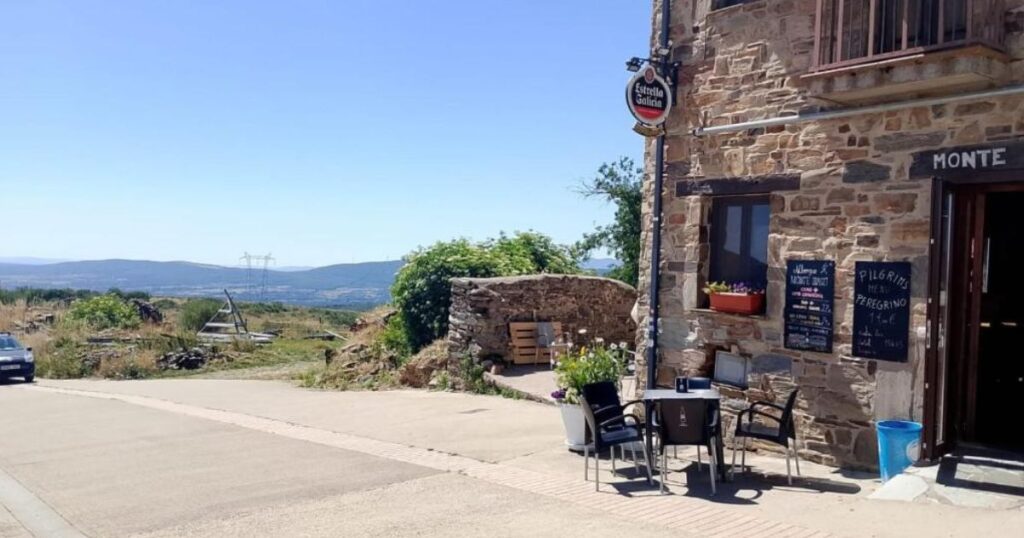 Albergue Monte Irago Camino de Santiago Frances 4 1024x538