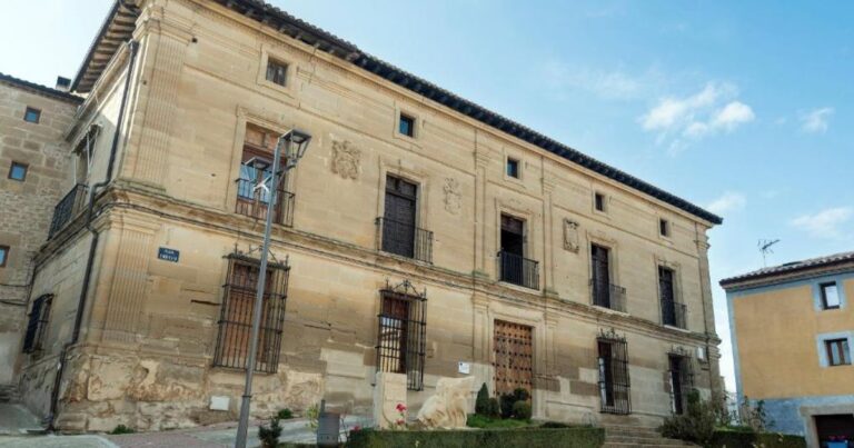 Albergue Palacio de Sansol Camino de Santiago Frances 768x403